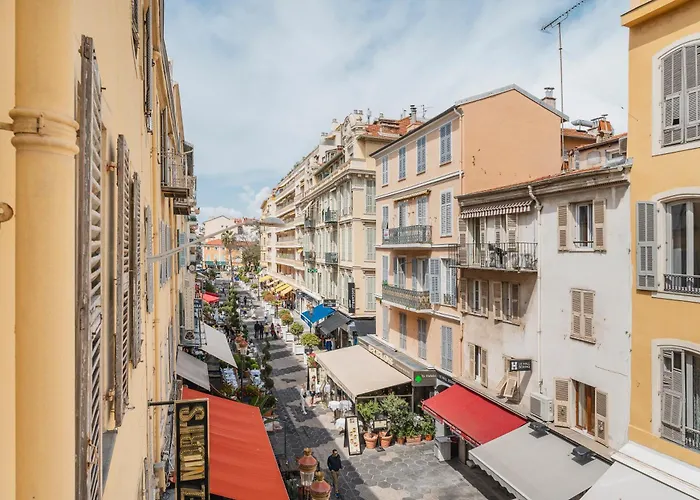 Nice Renting - 8France - Luxury & Comfort Love Room Suite Jacuzzi Massena